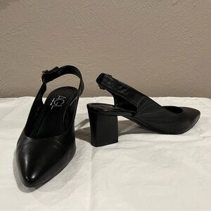 Pointy toe heels